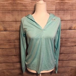 NWT UA Tech Long Sleeve Hooded Light Blue Henley